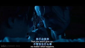 梦见她摔死了还被分尸了，眼睛还盯着我，这是怎么了？是不是暗示着什么？