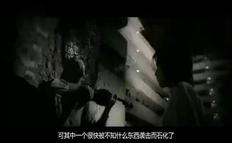 梦见一个女子追着打蛇求解梦，探索梦境背后的深层含义