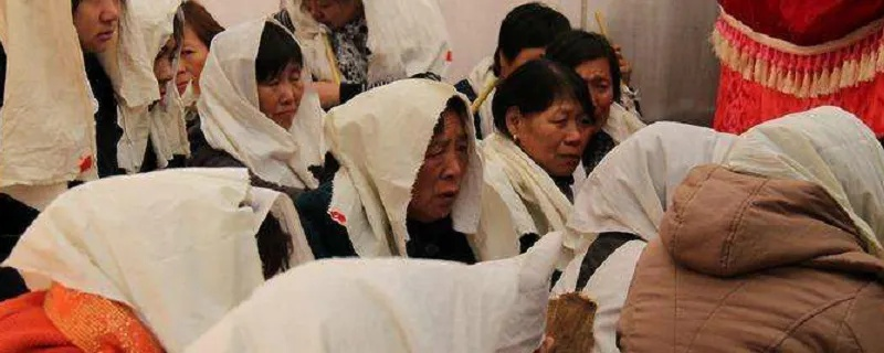 梦见死人穿孝出丧，探索梦境背后的深层含义与心理解析