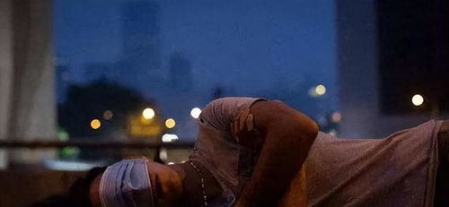 梦境与现实交织，解析梦见亲人去世，昨晚没睡好还总是醒的深层含义