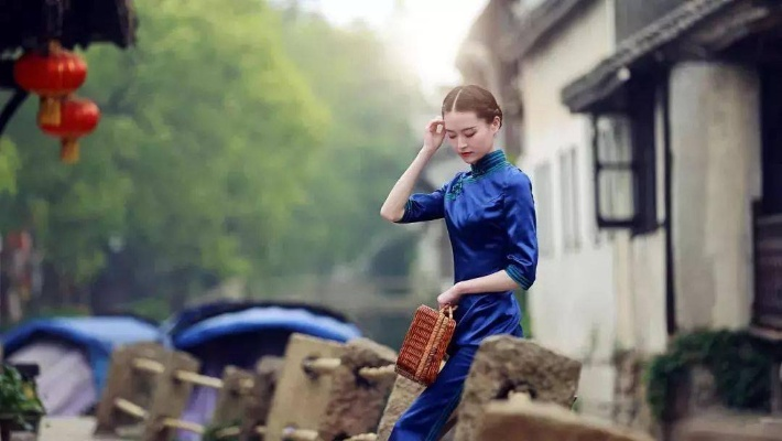 梦回美人乡，探寻梦境中那抹不可触及的倩影