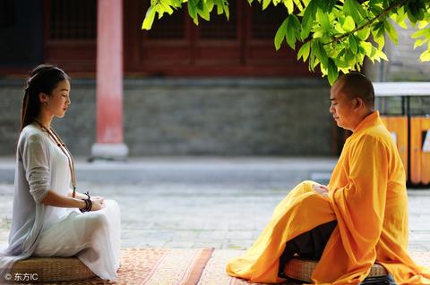 连续梦见初恋来找自己复合，内心深处的情感波动与未竟之缘