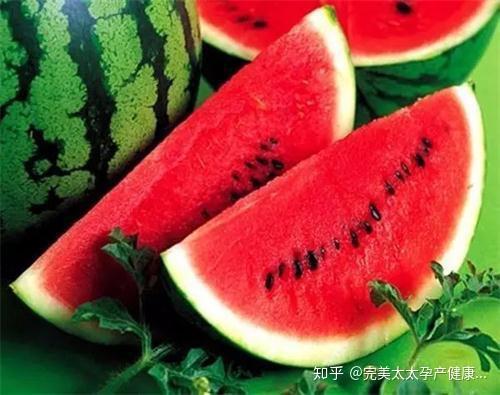 孕期梦境探秘，解读怀孕做梦梦到西瓜石榴的深层含义