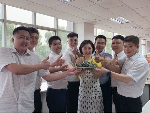 梦见别人帮我盖被子，解读梦境中的温暖与关怀