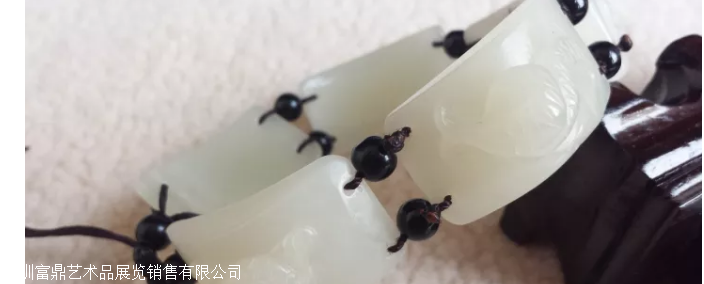 有人能解梦吗？探索梦境中蟾蜍与蛇的争斗象征意义
