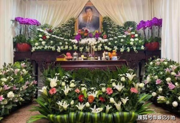 梦境交织，单位门前灵堂密布，领导与父亲离世的深层寓意
