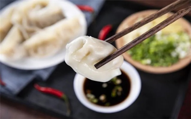 孕妇梦见吃饺子，这是所谓的胎梦吗？妈妈们跟我说说有什么暗示呢？