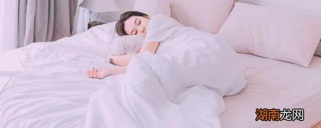 梦见老公有了外遇并带回了家，解读梦境背后的深层含义