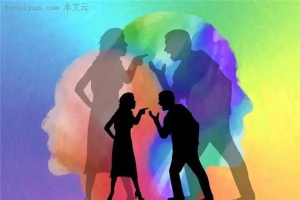 梦境与现实，解析梦见老公的父亲要求儿子离婚的深层含义