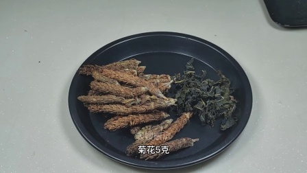 梦境中的喜悦与期待，梦见表嫂生了个儿子旁边还有一个女孩