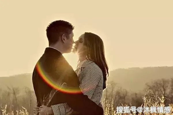 梦境交织的情感纠葛，为何梦中前男友却让位给现实老公？