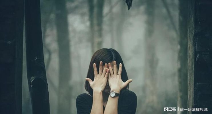 梦境的哀歌，梦见自己妈妈被判刑，情感深处的触动与自我反思