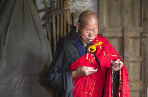 梦境解析，梦见洗脸时毛巾上的发丝——探索潜意识中的情感纠葛