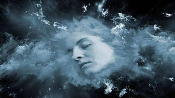 梦见水里有一个死人，梦境背后的深层含义与心理解析