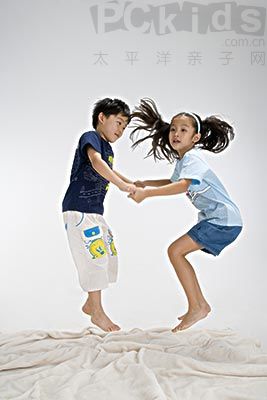 梦境解析，我梦见小男孩掉进厕所里