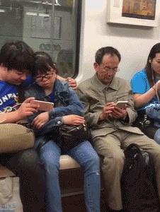 梦境解析，梦见腿断了，无血无痛，寓意何在？