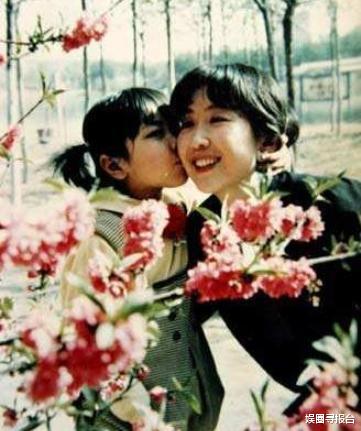 初婚梦境的奥秘，探索我是第一次结婚却梦见前妻与女儿的深层含义