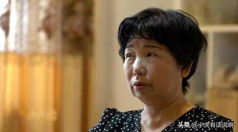 梦见死人跟我借钱我没答应，梦境背后的深层含义与心理解析