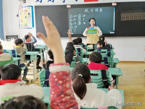 梦境中的童趣与隐喻，解析频繁梦见抱着吐孩子之预兆