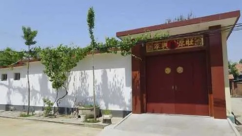 家门前的预兆，夫妻同梦，院坝变迁的深层含义
