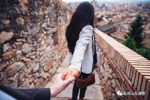 梦中父母吵架，从梦中惊醒，满脸泪痕，同样的梦做过多次，如何解梦？