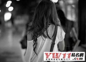 梦境中的甜蜜告白，求解梦我梦到我喜欢的男生的同学透露真情