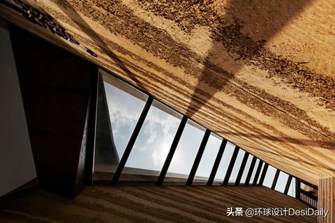 梦境重生，与逝去亲人共舞形体之美的奇妙之旅