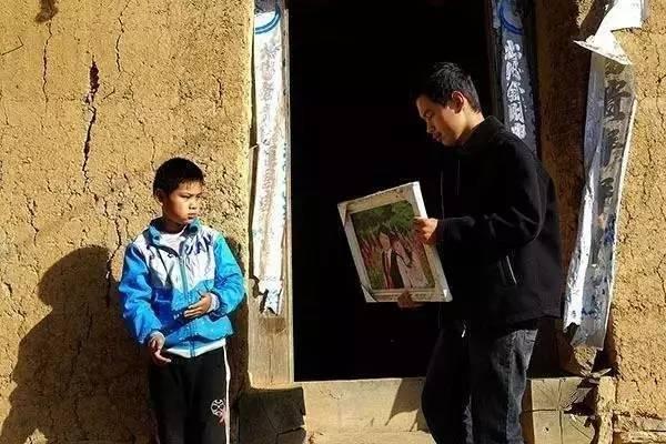 梦境中的温情，梦见自己有孩子又收养两个孤儿