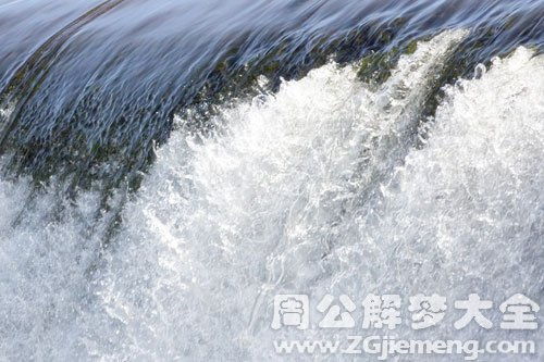 解梦，梦见家里有水——探索梦境背后的深层含义