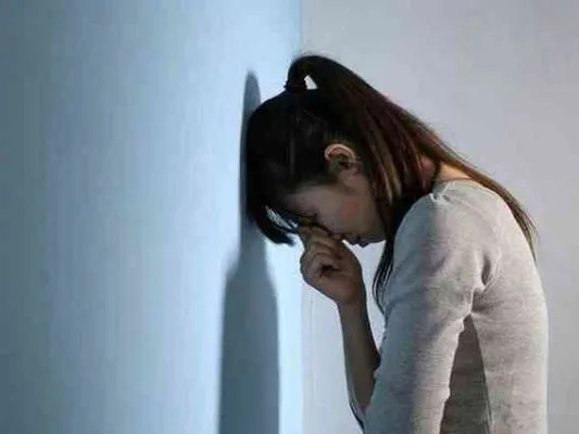 周公解梦，梦见老婆喝醉了又哭又闹，情感纠葛的预兆？
