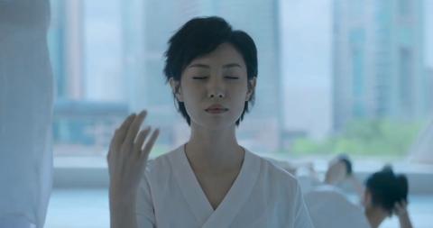 父亲离世后的梦境，情感与记忆的交织