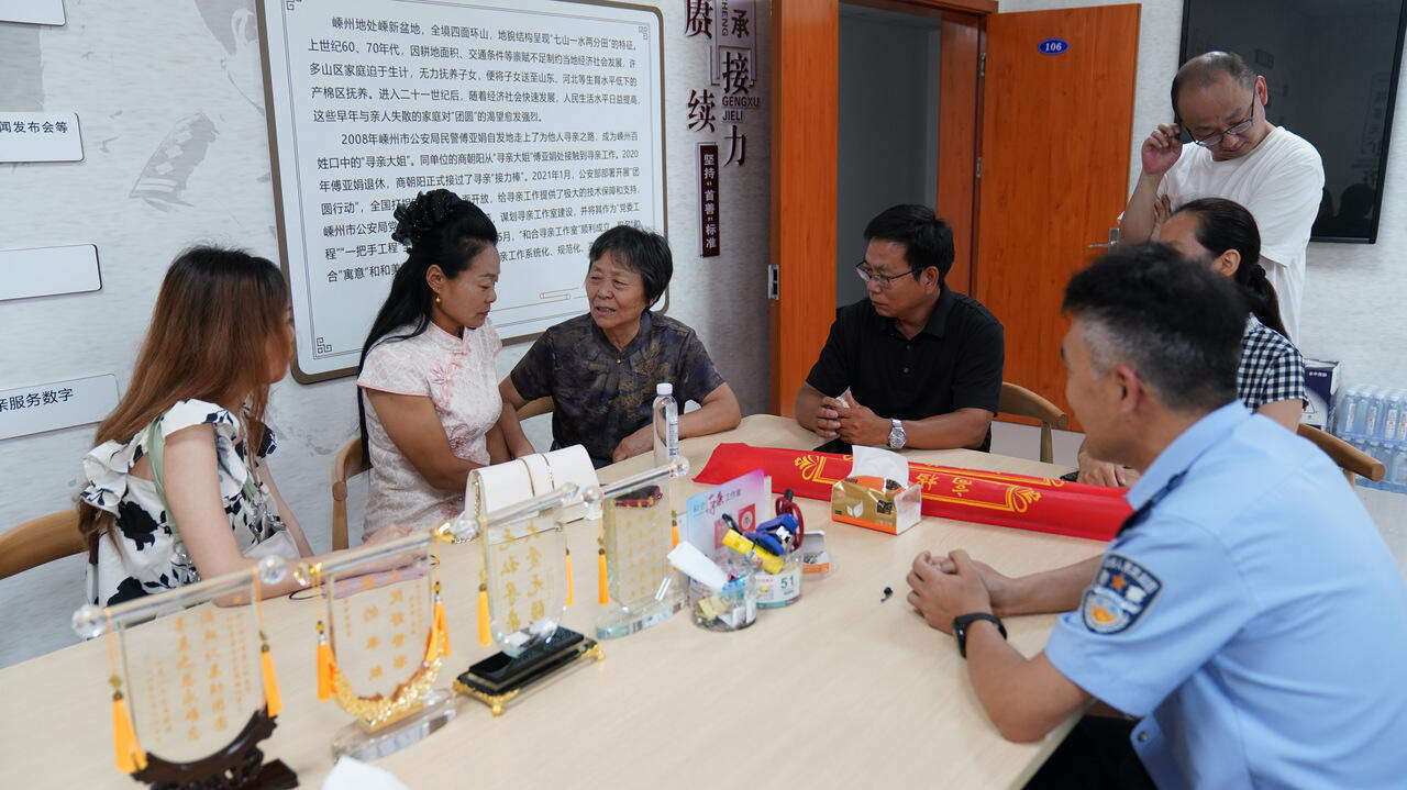 梦见死去的亲人要喝水，探寻梦境背后的深层含义与情感寄托