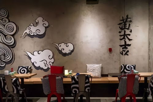 梦见在饭店地板上拉屎，一场梦境的深层解析与心理启示