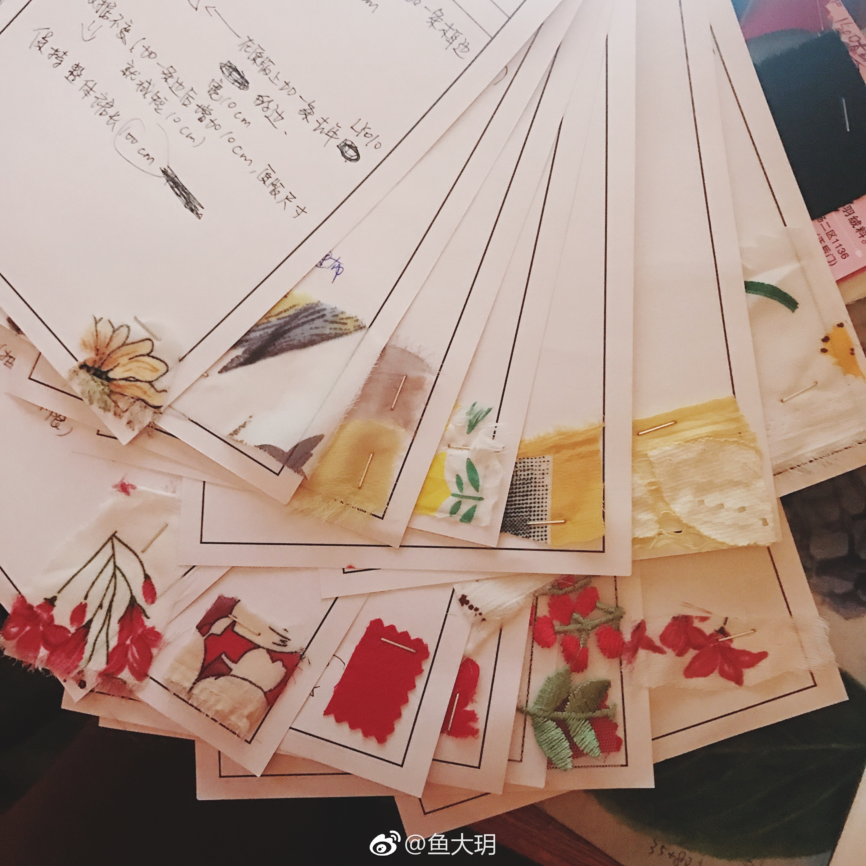 梦见死人说她衣服不合适叫我给她退，探索梦境背后的深层含义