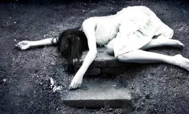 梦境的启示，梦见死去的妈妈肉体腐烂的深层含义与心理解析