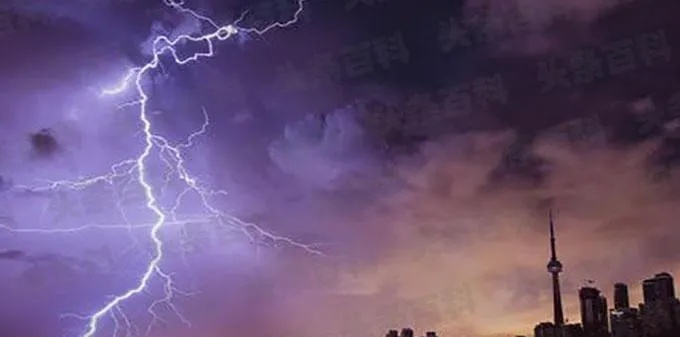 梦境中的雷鸣，解读做梦梦到打雷的深层含义与心理启示