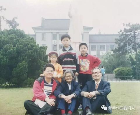 梦回旧鞋换新履，潜意识中的变迁与自我更新