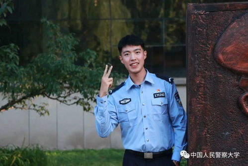 梦境中的幽光，解读梦见死人贡的小油灯