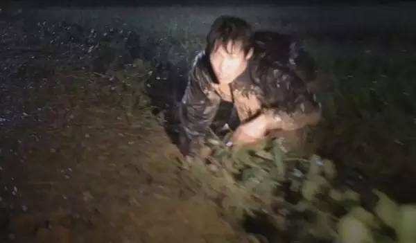 梦见尸体是骨头还有人在拜他，探索梦境背后的深层含义