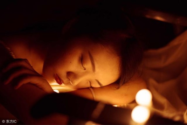 梦境交织，昨晚上梦见亲人相残，电话急救唤醒现实温情