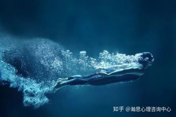 梦到水，探索潜意识中的情感与变化