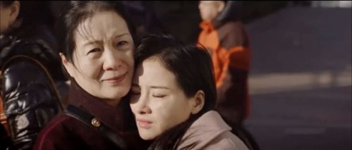 梦境与现实的交织，梦见刚过世的妈妈在棺材中复活的深层解读