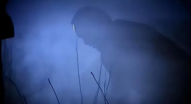 周公解梦，梦见活人要死去与死人对话的深层含义