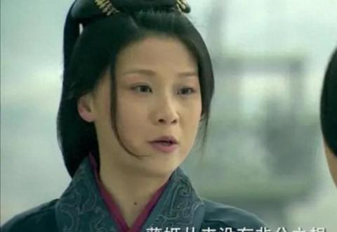 梦境探秘，解读梦到好多好多的蛇在地下一会就没了的深层含义