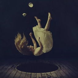 梦见死人在那躺着身上盖的黄被，解读梦境中的深层含义与心理暗示