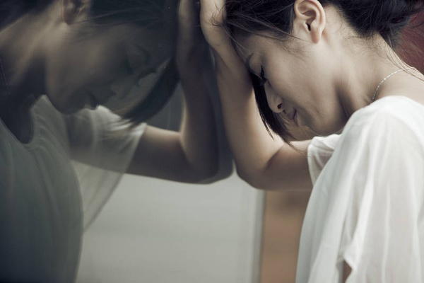 梦见自己打不赢一个女人，解读梦境背后的深层含义