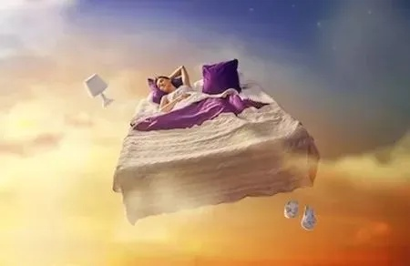 梦境的奥秘，昨晚上梦见久未见的前女友与孩子的象征意义探索