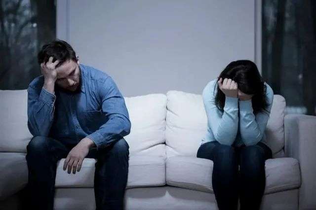 梦见自己和媳妇离婚又和自己的媳妇结婚了，梦境背后的情感与心理解析