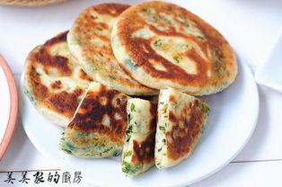 梦境中的怪诞体验，吃肉加馍却吃出屎，解析梦境背后的深层含义