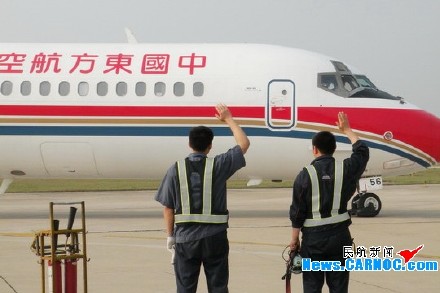 梦见飞机失事可是没事，梦境中的警示与自我反思